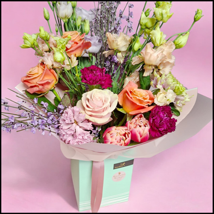 Petite Size Spring Scented Vibrant Gift box