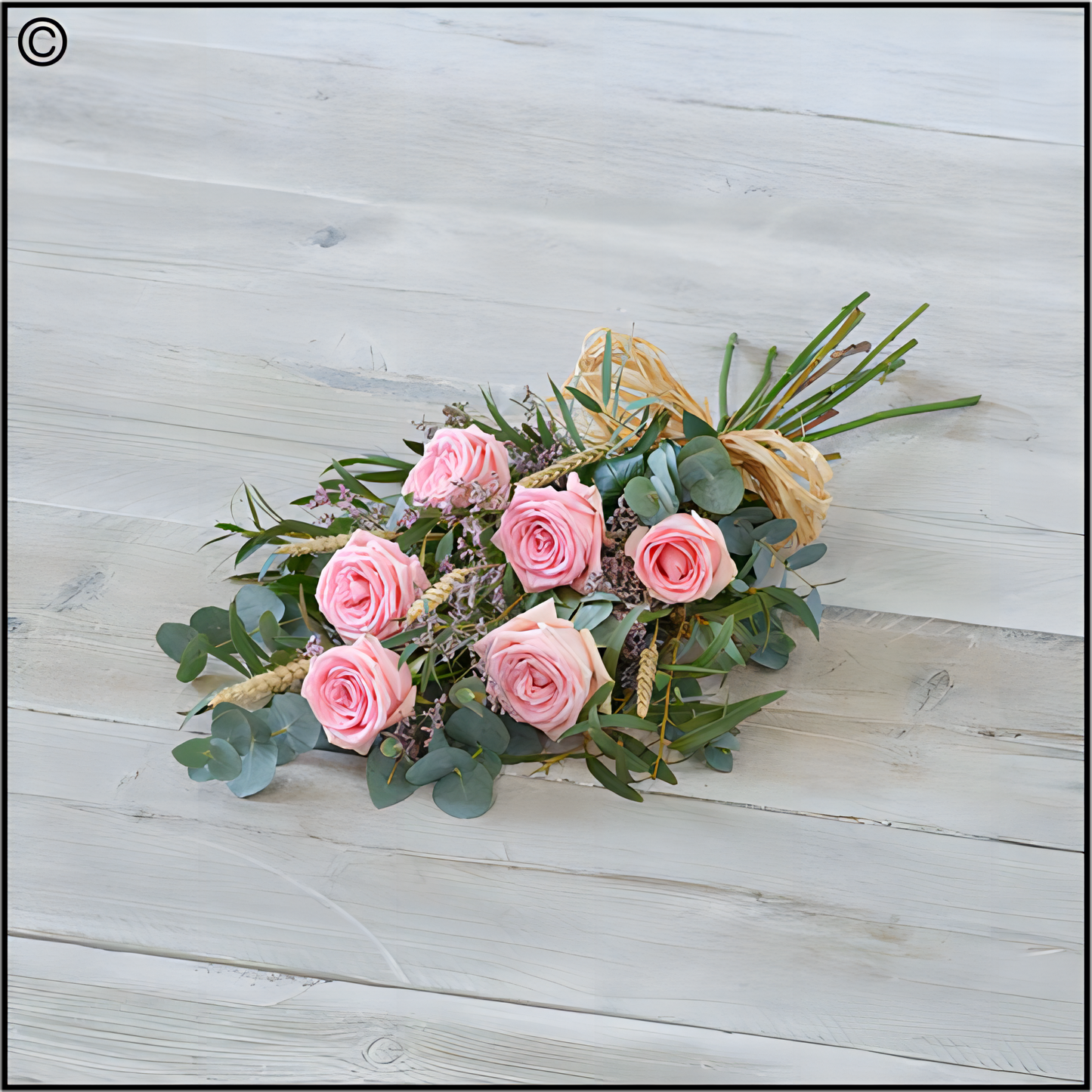 Simple Rose Sheaf - choose from three colours