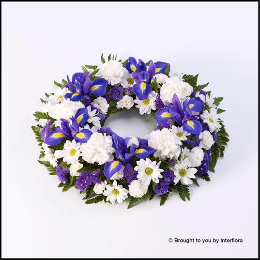 Classic Wreath, Blue & White